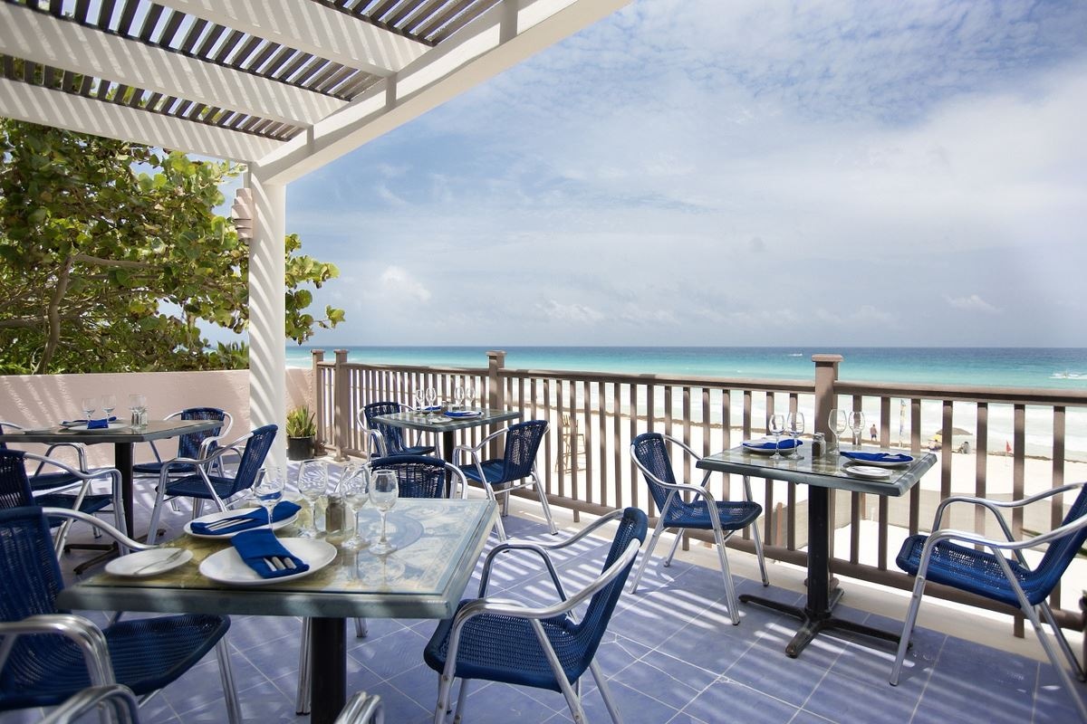 restaurants-the-breezze