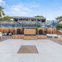 რესტორანი preview