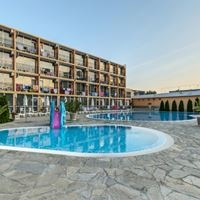 აუზები preview