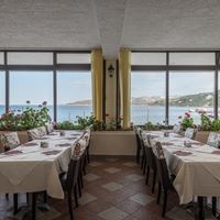 რესტორანი preview