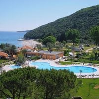 აუზები preview