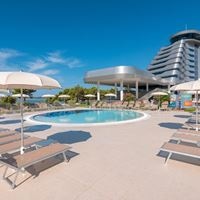 აუზები preview