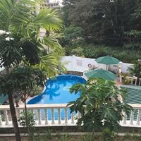 აუზები preview