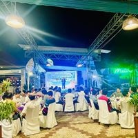 რესტორანი preview