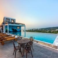 აუზები preview