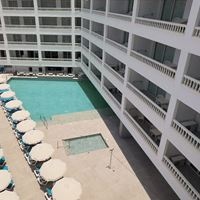 აუზები preview