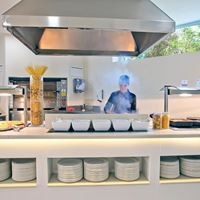 რესტორანი preview