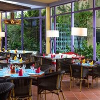 რესტორანი preview