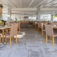 რესტორანი preview