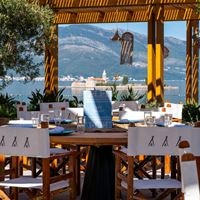 რესტორანი preview