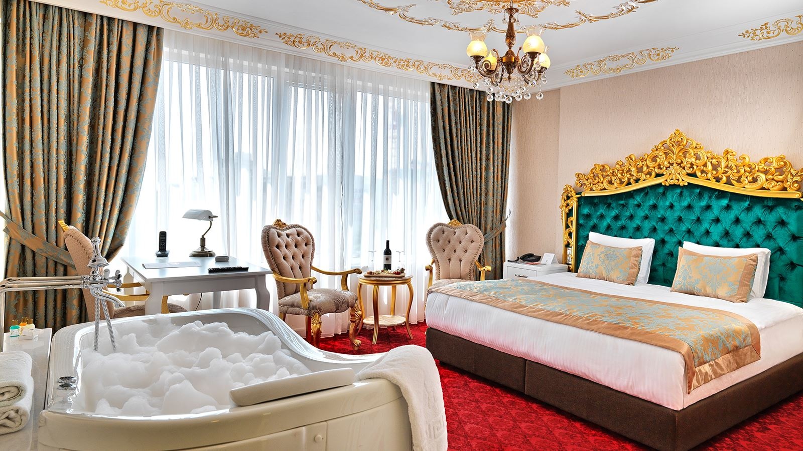 rooms-room-luxury-city-view