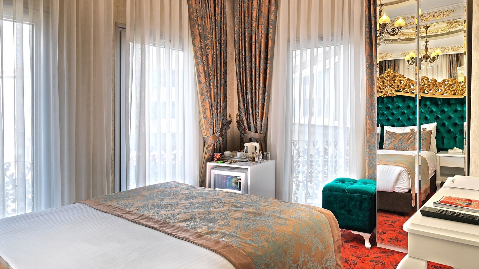 rooms-family-room-standard