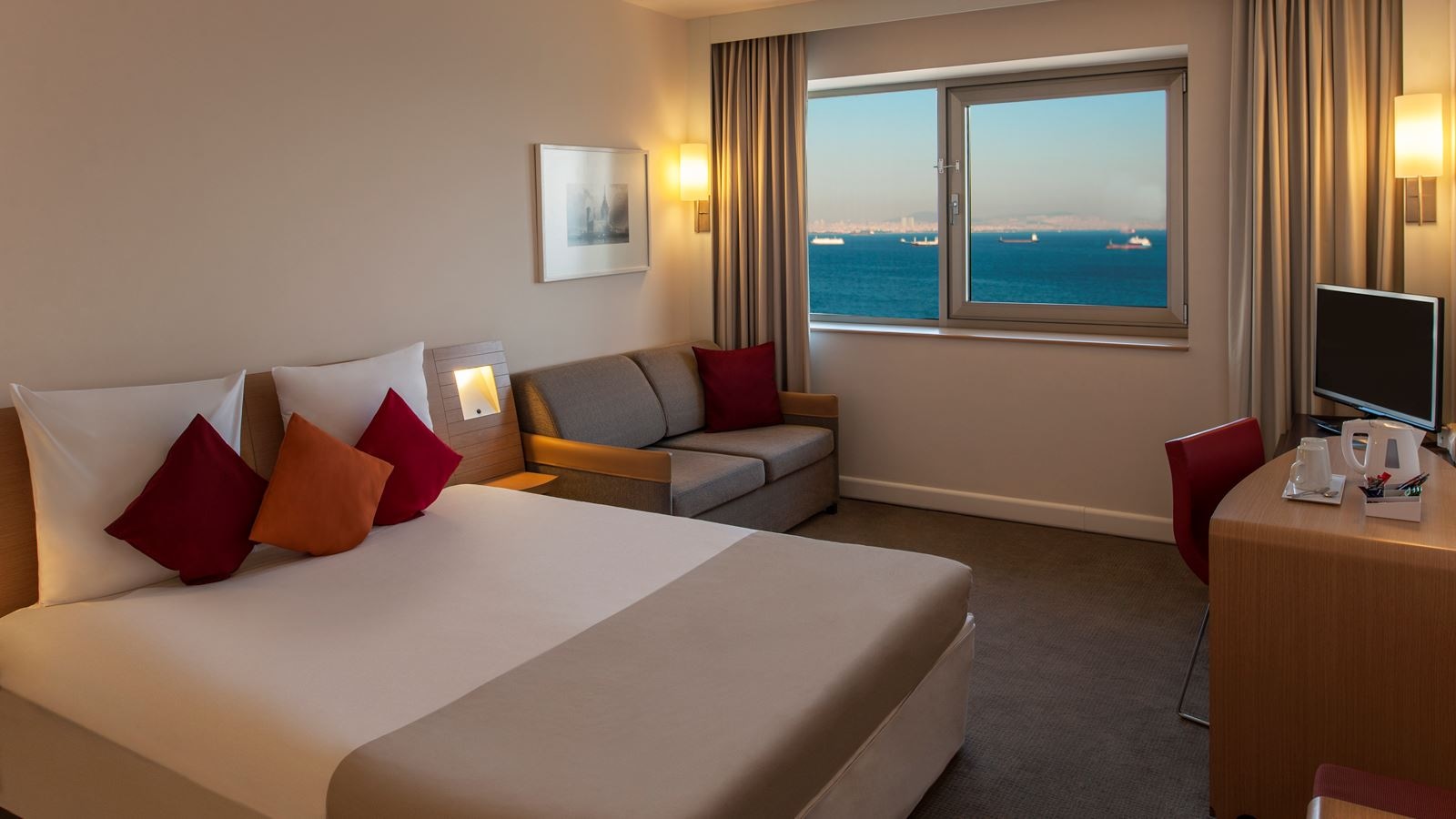 rooms-family-room-connecting-room