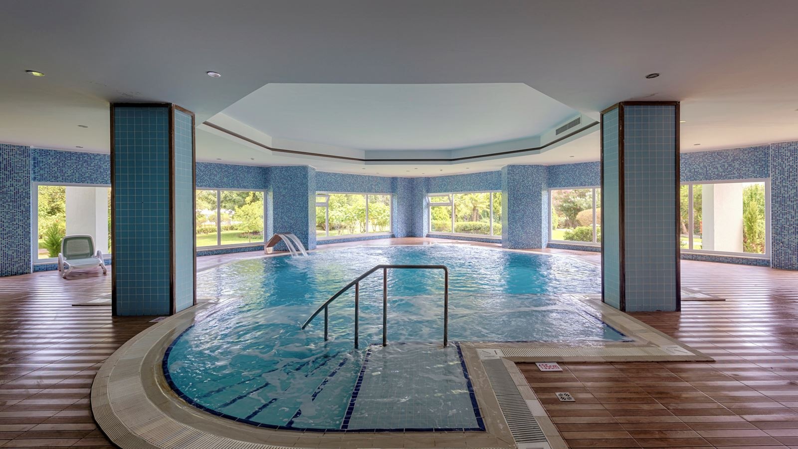 pools-indoor-pool