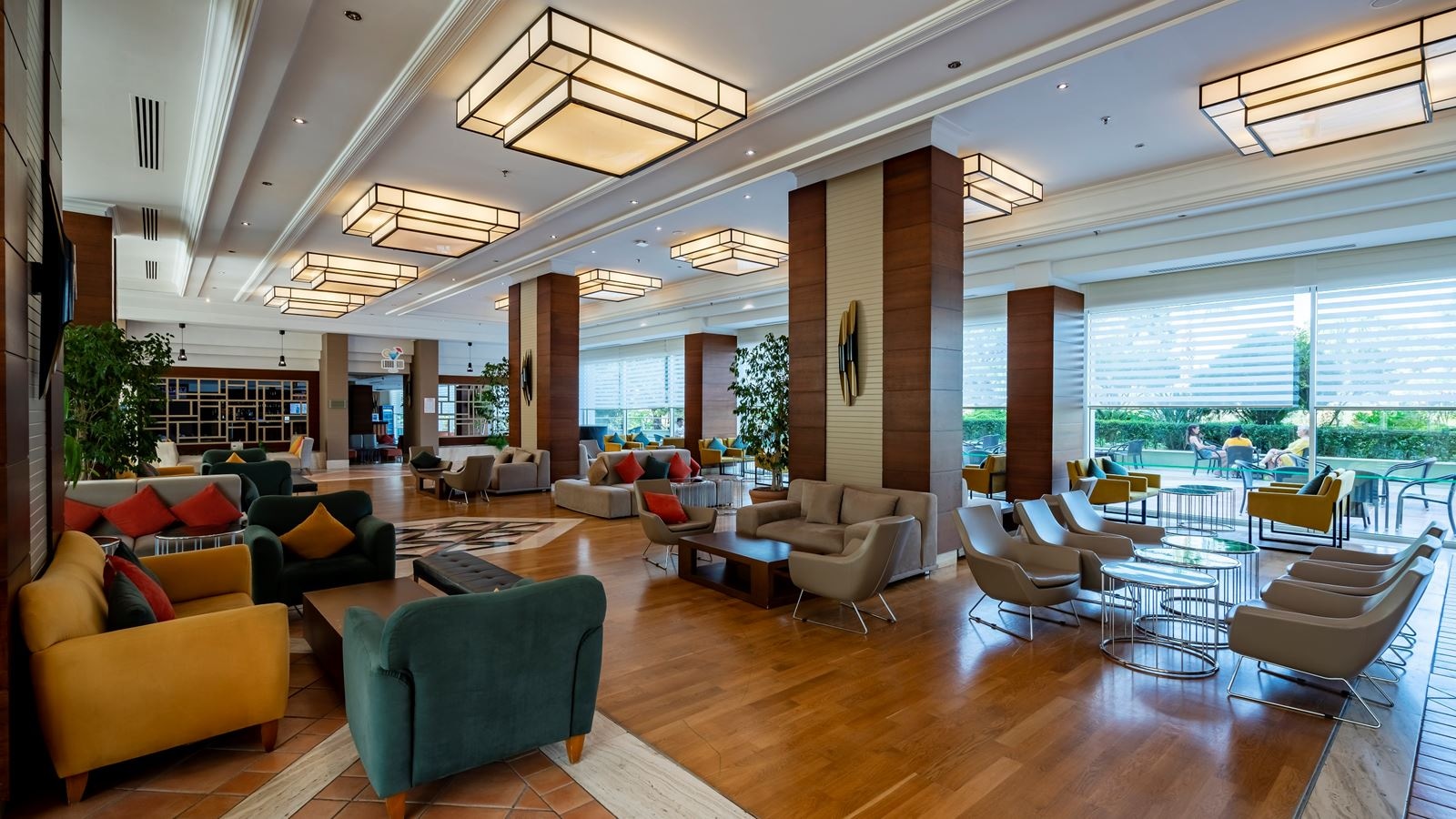 restaurants-lobby-bar