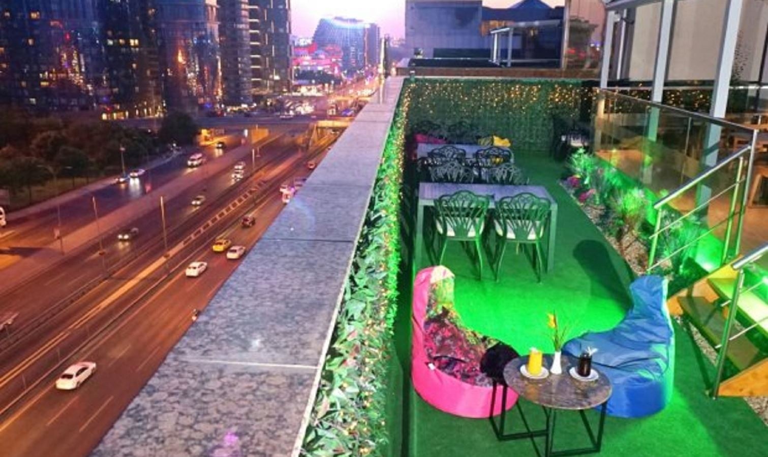 restaurants-bricks-terrace