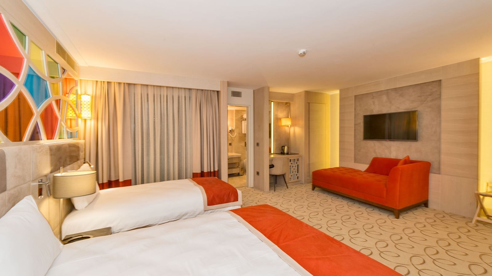 rooms-family-room-standard