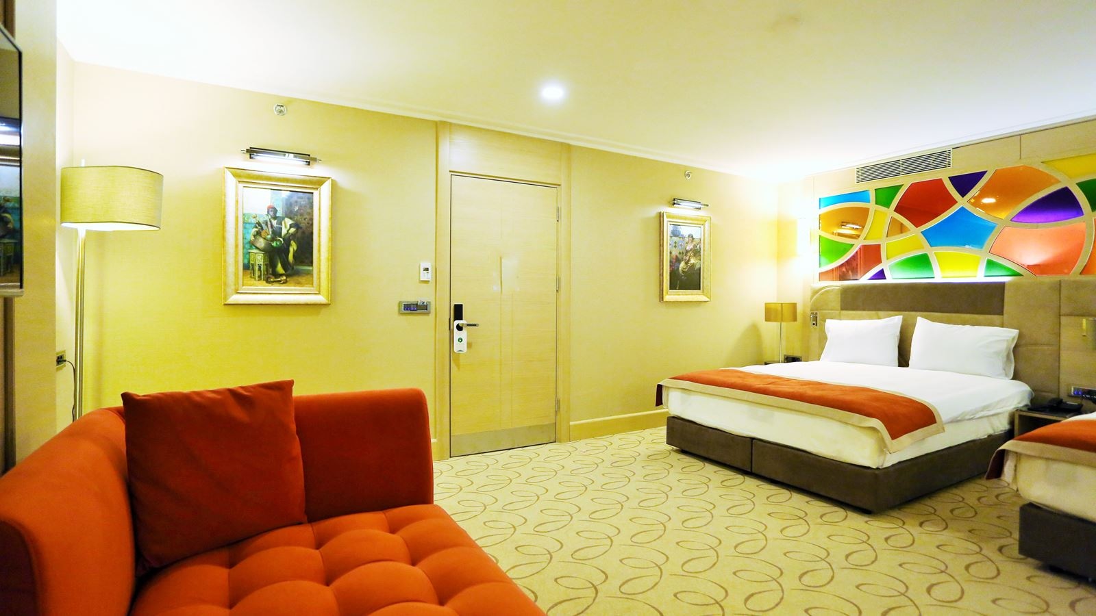 rooms-family-room-standard