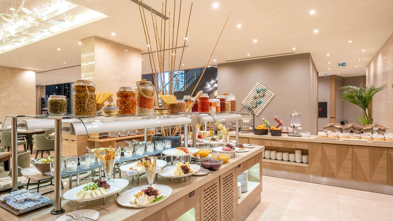 restaurants-restaurants