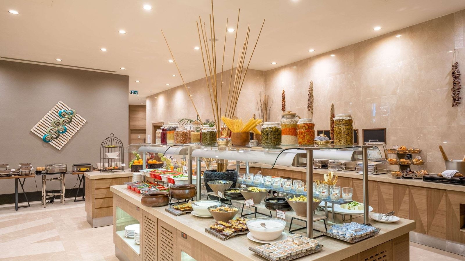 restaurants-restaurants