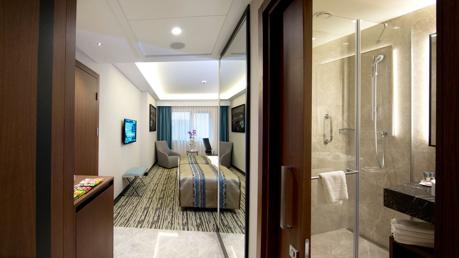 rooms-family-room-standard