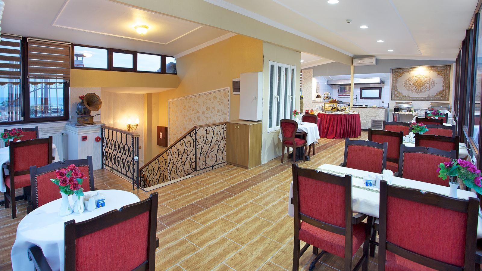 restaurants-restaurants