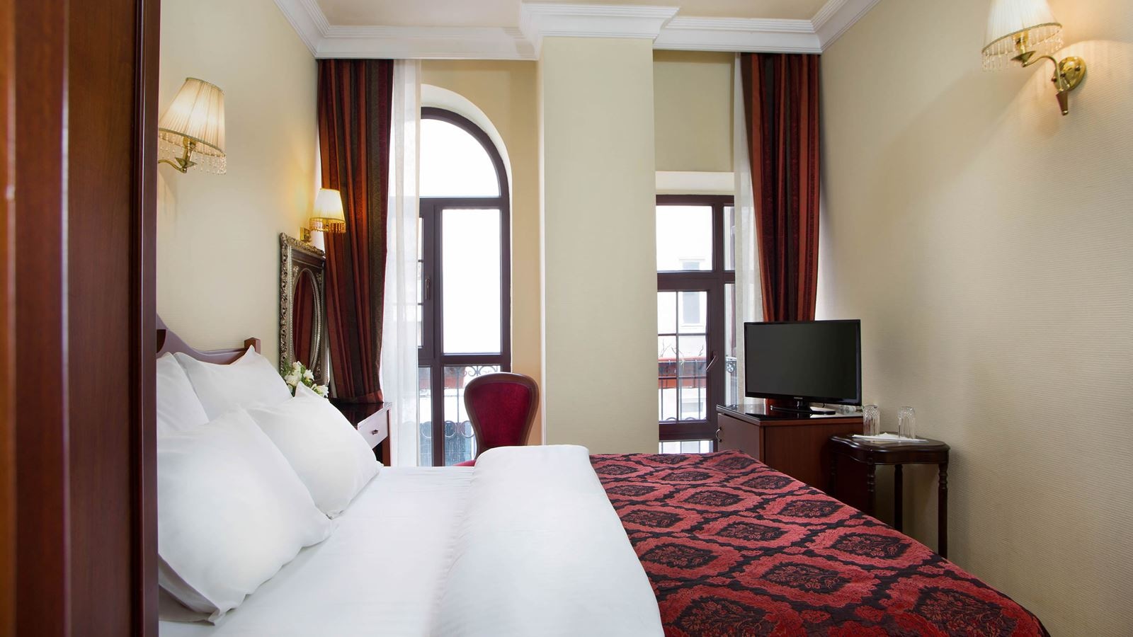 rooms-family-room-duplex