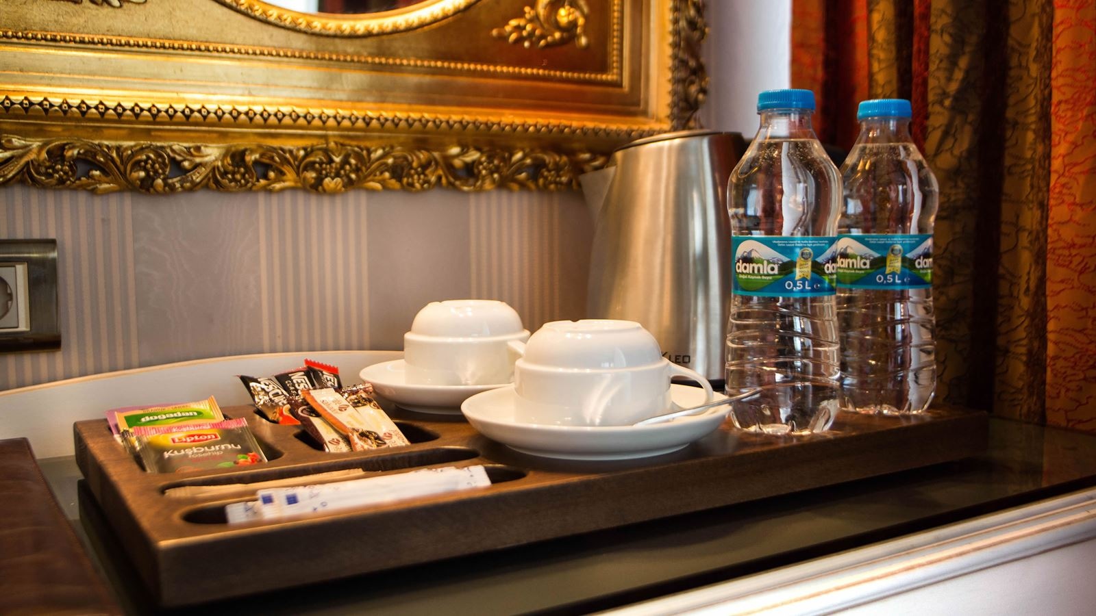 rooms-family-room-duplex