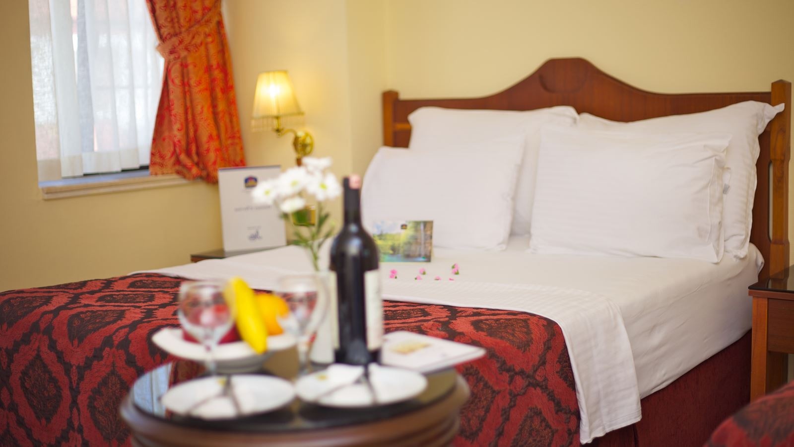 rooms-family-room-duplex