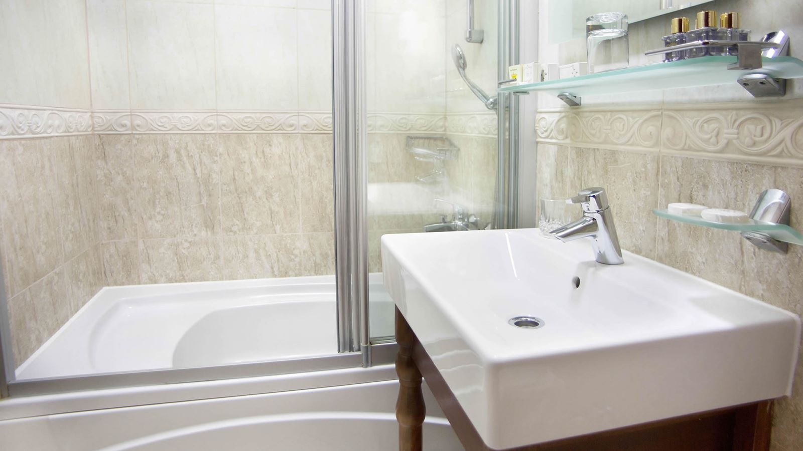 rooms-family-room-duplex