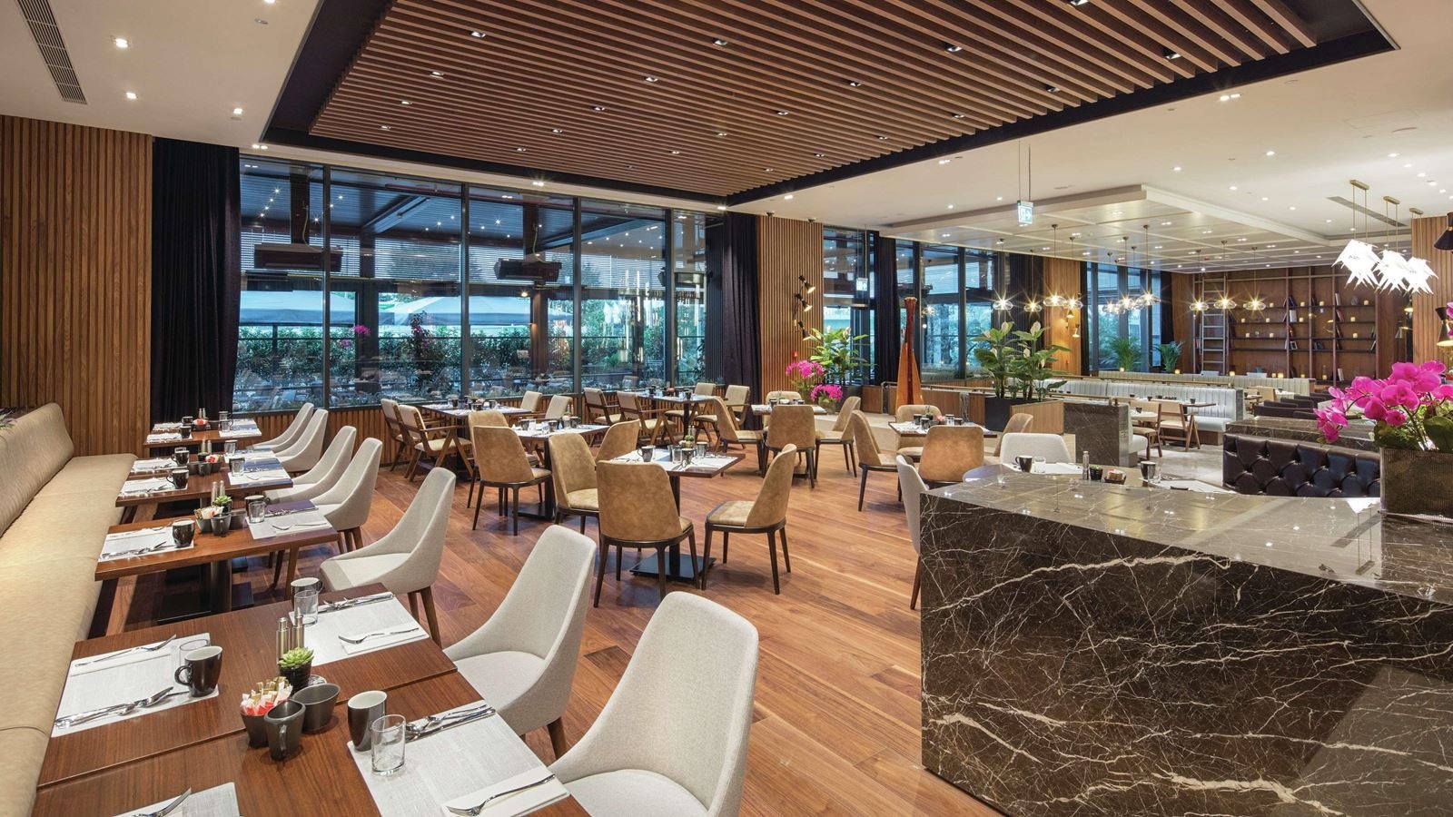 restaurants-restaurants