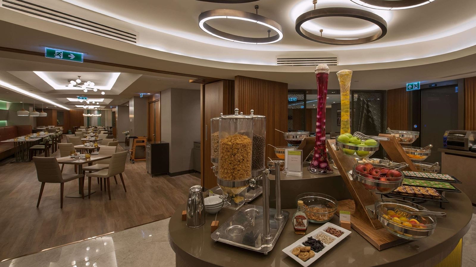 restaurants-restaurants