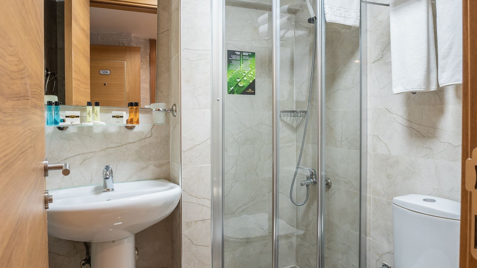 rooms-family-room-standard