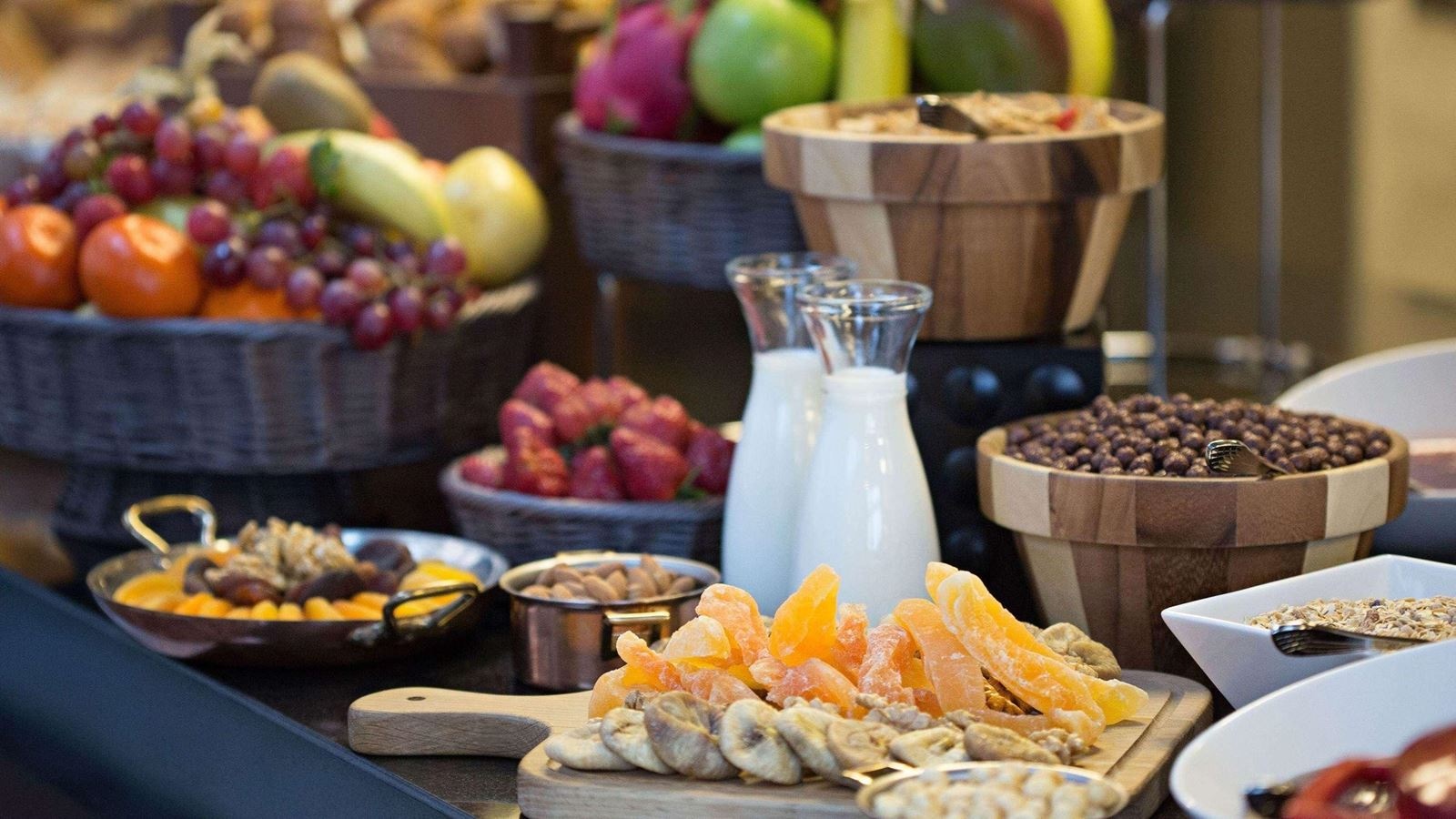 restaurants-restaurants