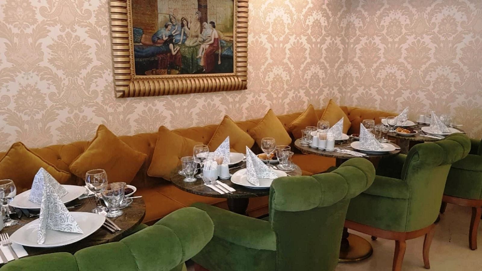 restaurants-restaurants