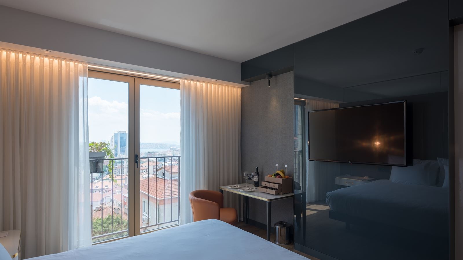 rooms-room-deluxe-sea-view