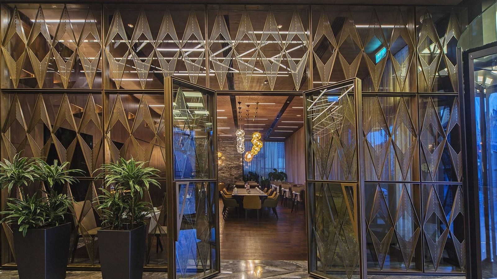 restaurants-restaurants