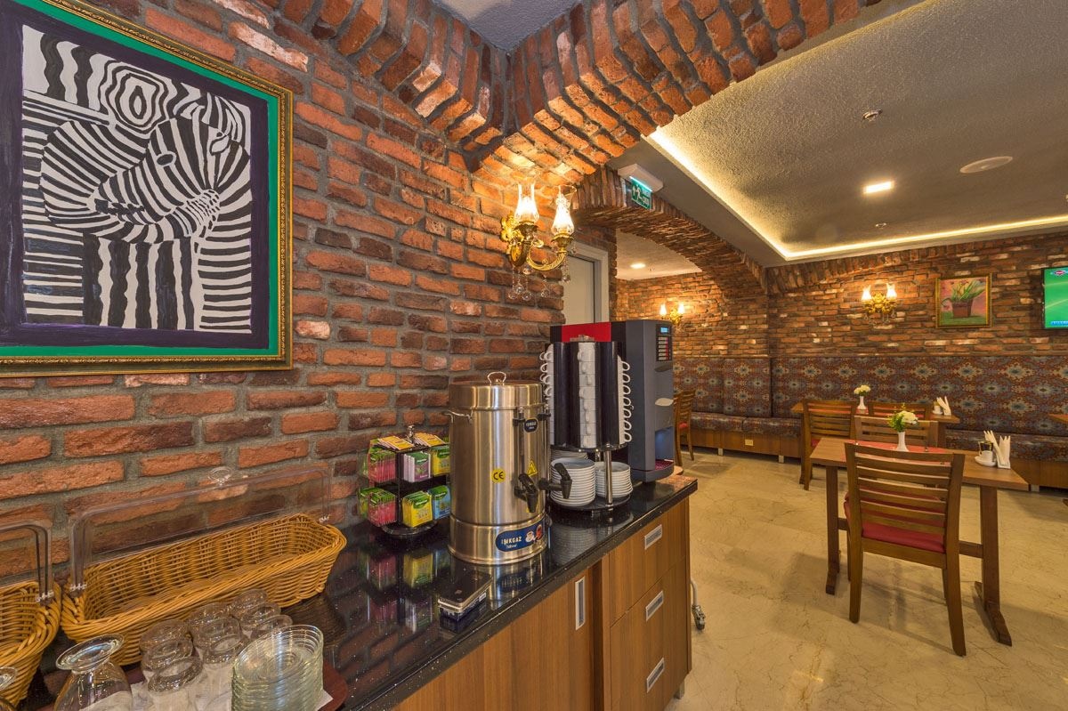 restaurants-restaurants