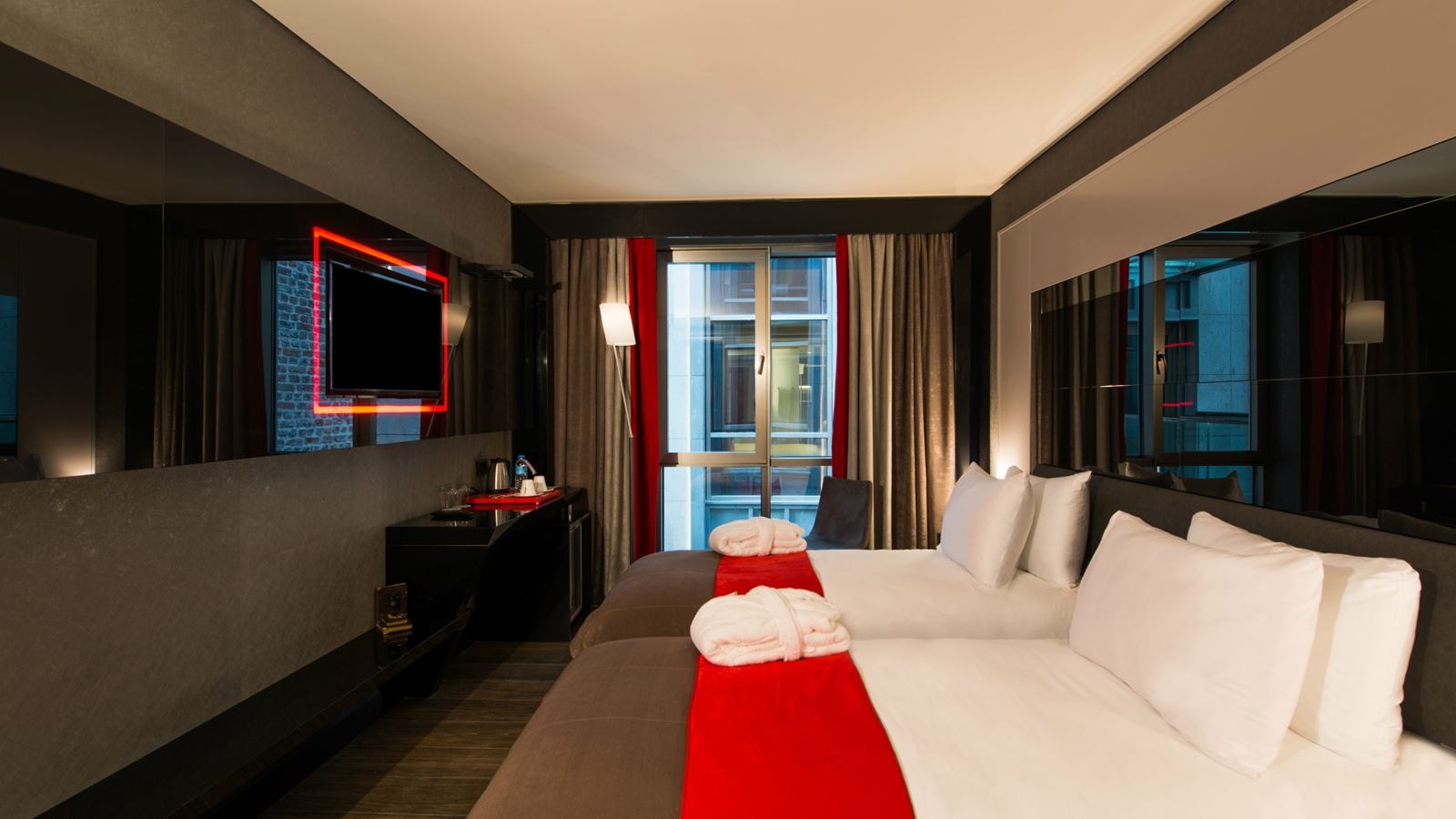 rooms-double-standard