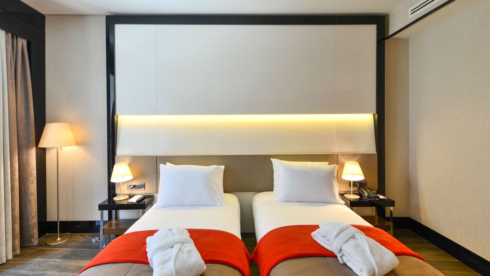 rooms-double-standard