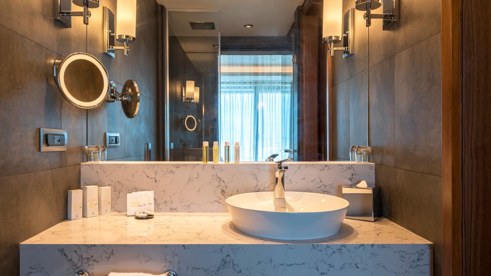 rooms-single-superior