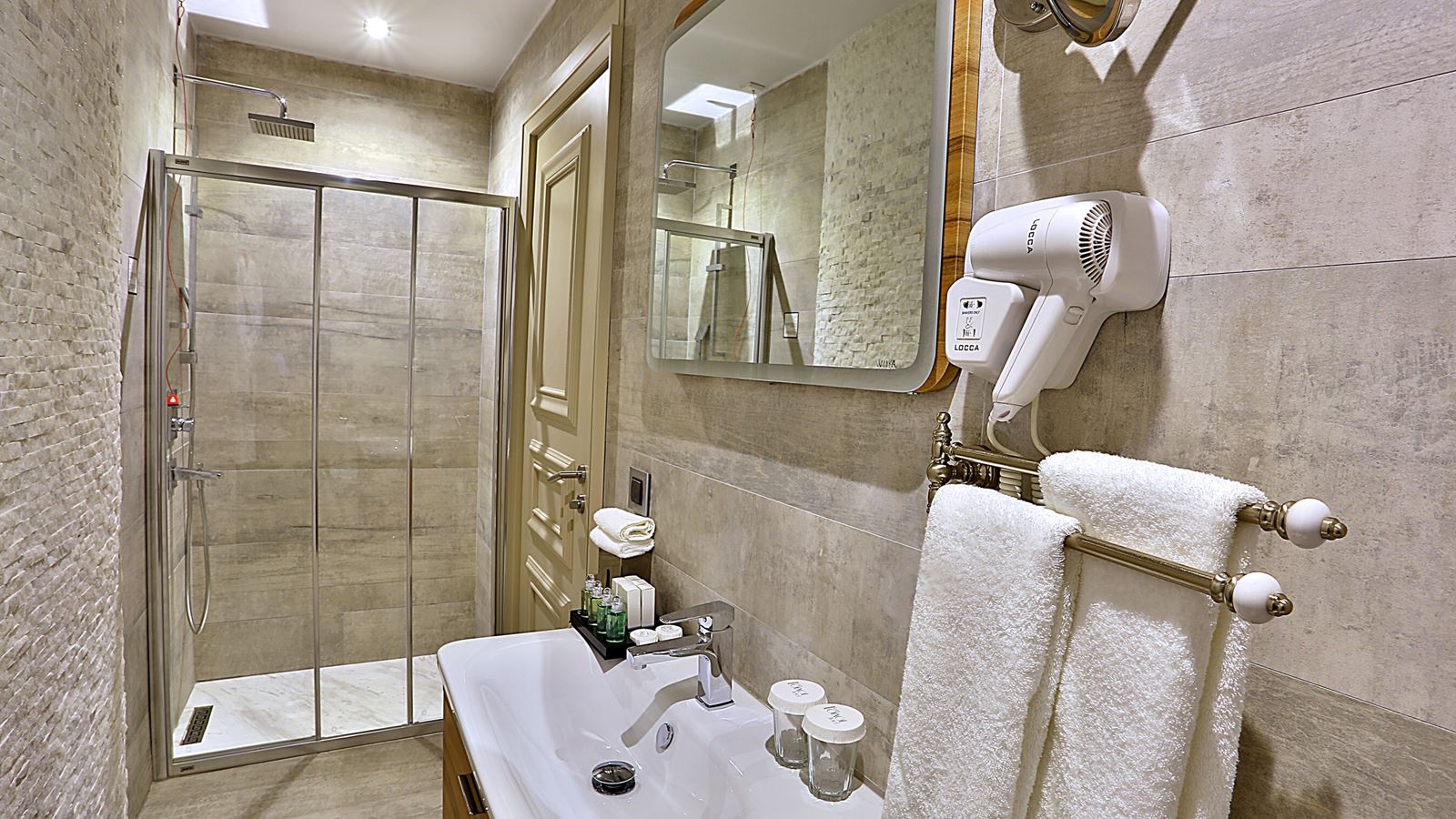 rooms-double-connecting-room