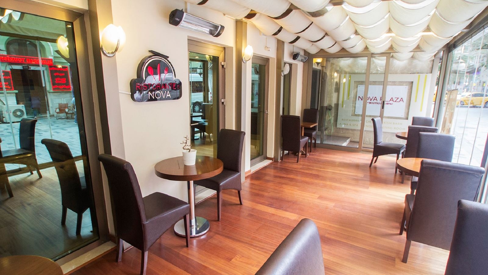 restaurants-restaurants