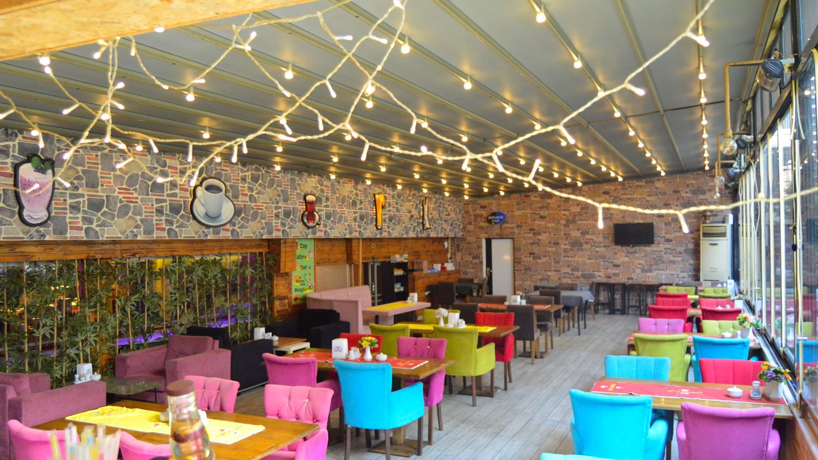 restaurants-restaurants