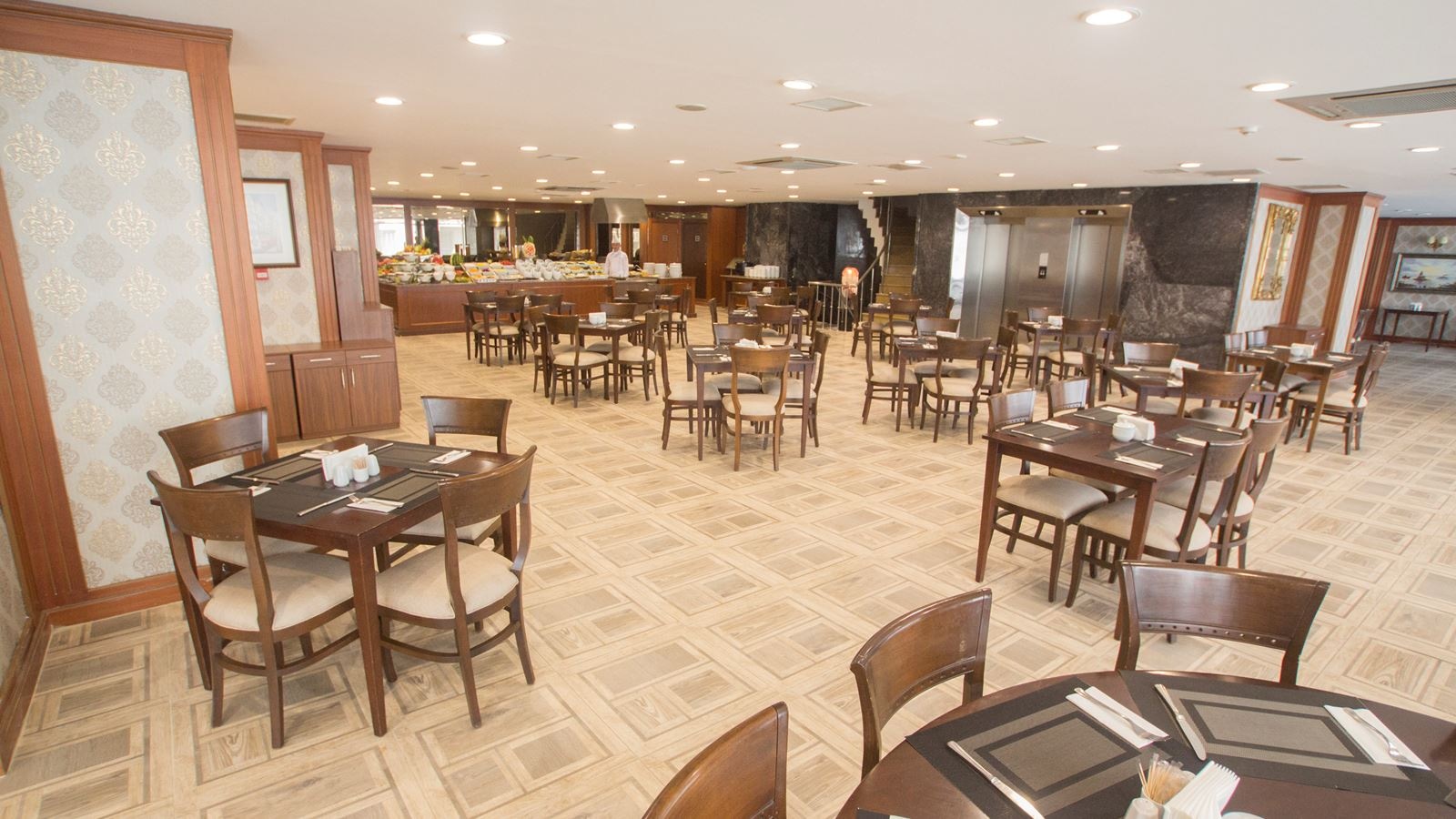 restaurants-restaurants