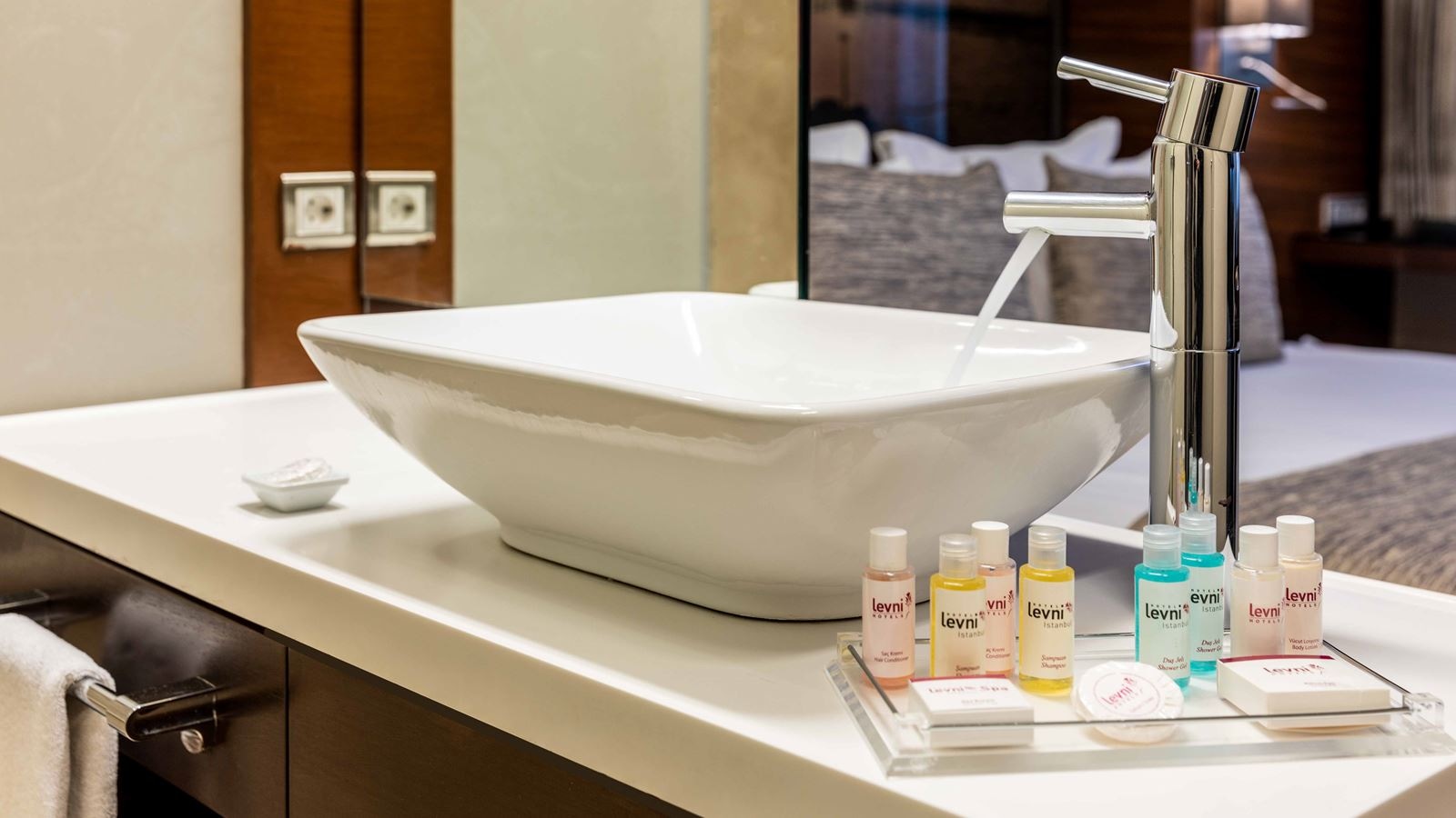 rooms-family-room-standard