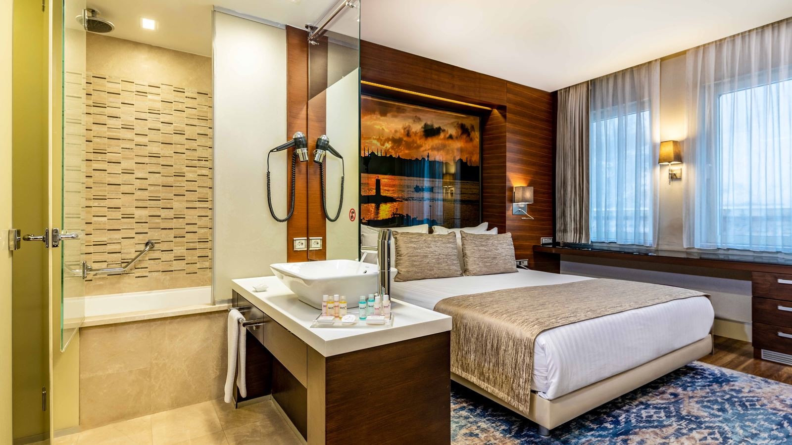 rooms-family-room-standard