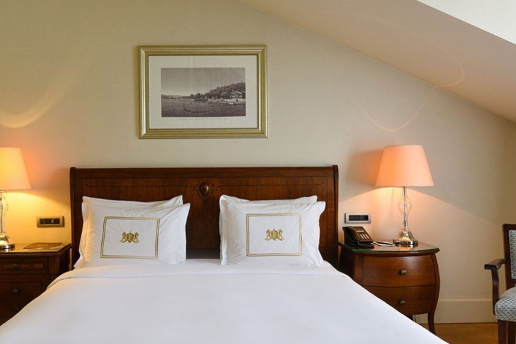 rooms-mata-hari-suite