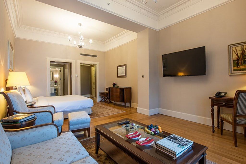 rooms-grand-pera-studio-room