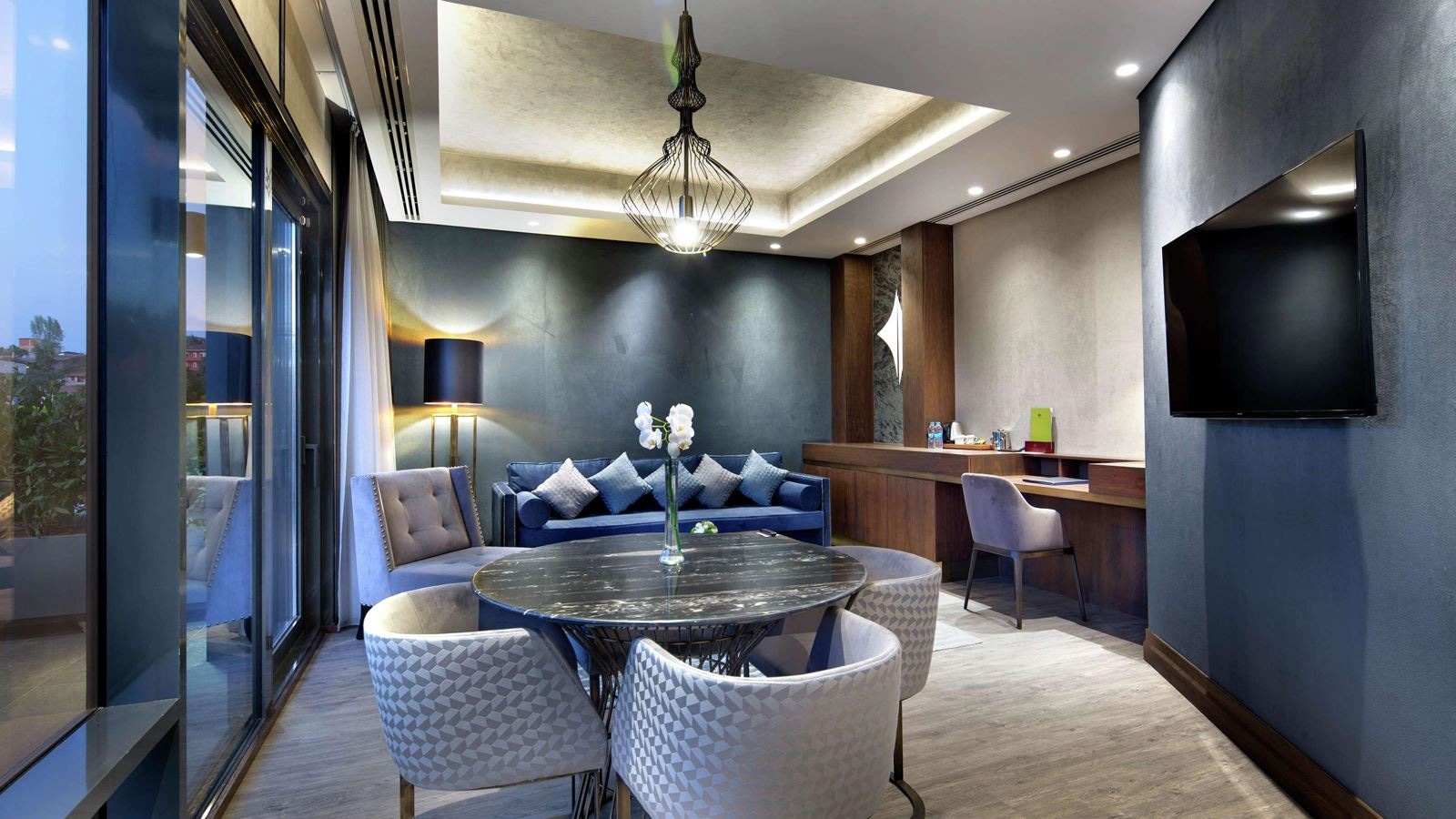 rooms-suite-king-bed-one-bedroom